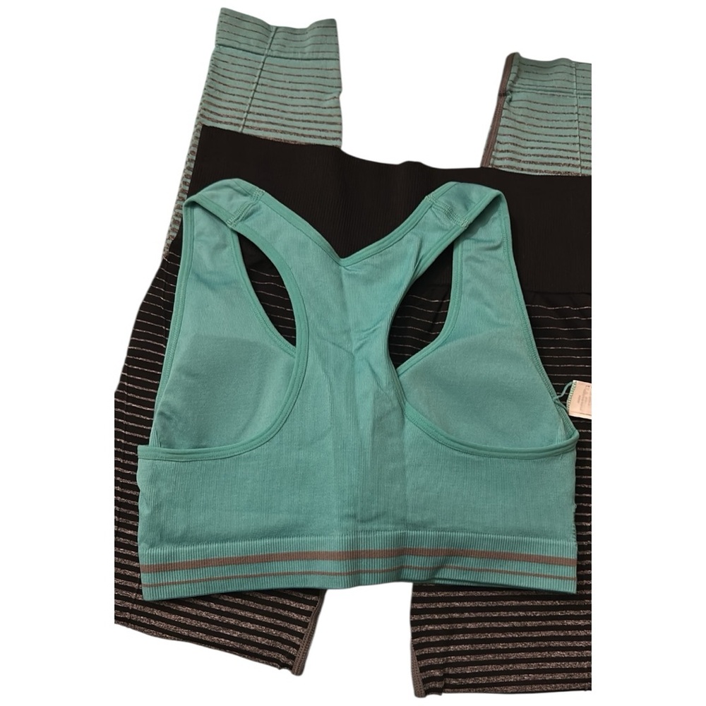 Marika Teal and Black Sports Bra (Set) NWT - Sz MEDIUM - Picture 5 of 13